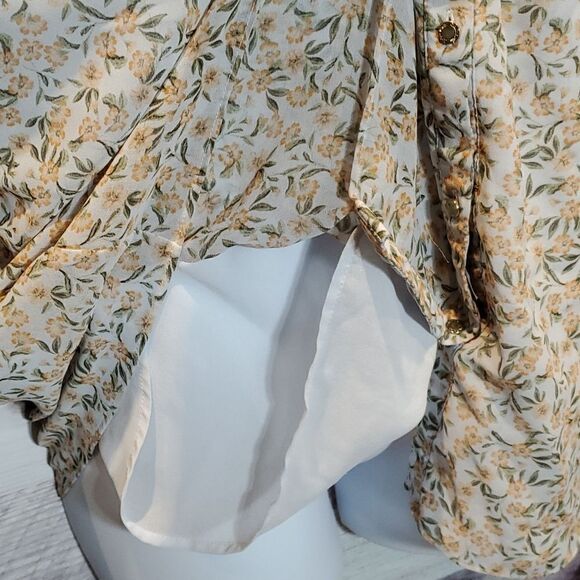 Calvin Klein Wthite Floral Ruffle Button Up Blouse Sz 2X Plus 324 - Picture 8 of 10